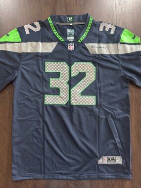 NWOT XXL NFL Seattle Seahawks Navy and Neon Green Carson #32 Jersey